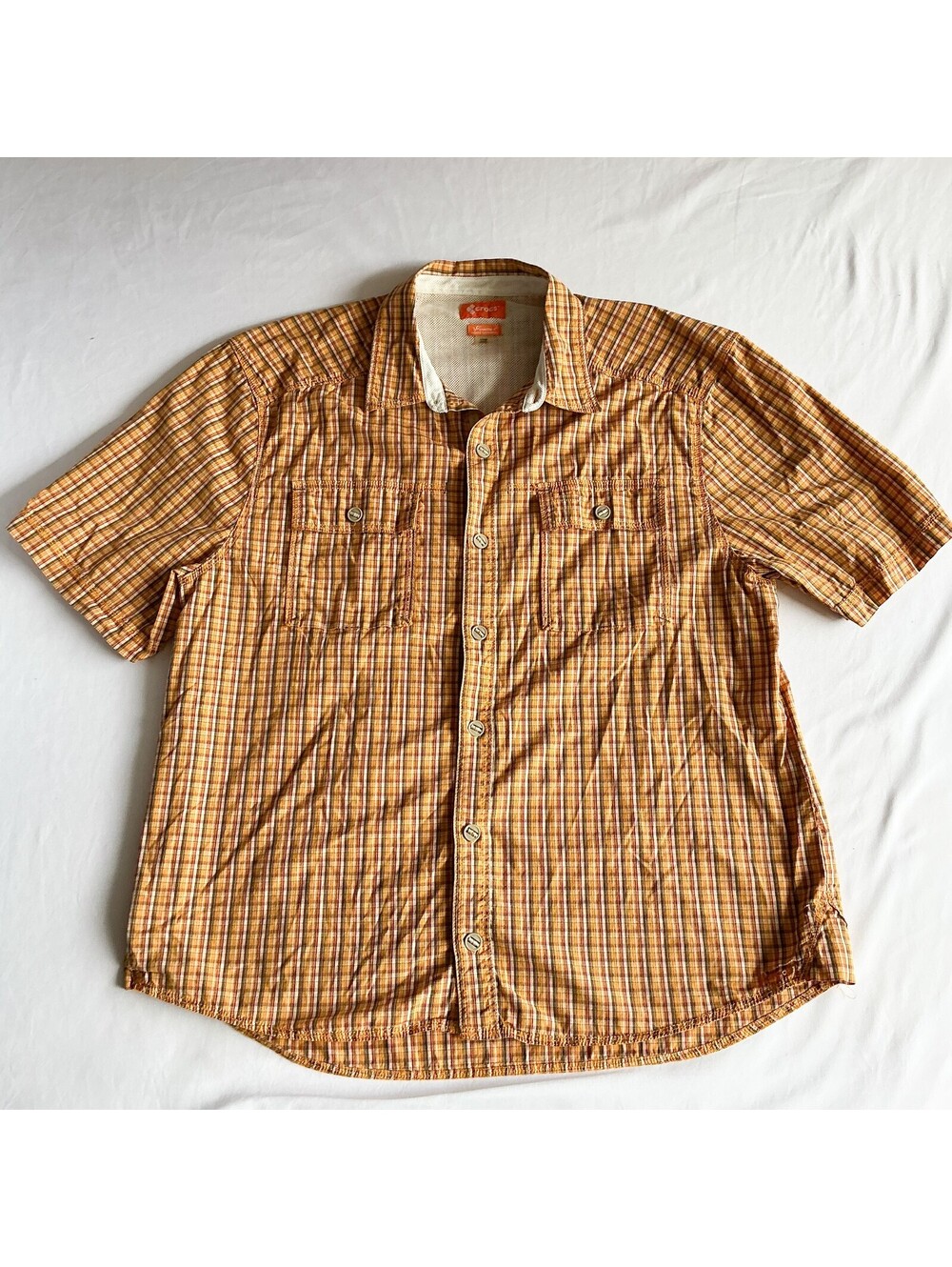 CROCS Croslite Shirt Size XL Relaxed Fit Orange Plaid Vented Hiking Fishing